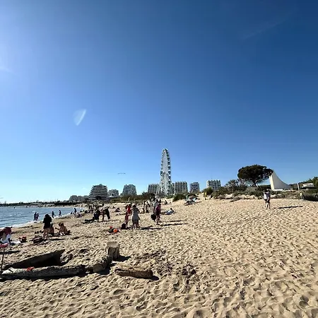 Climatise 4pers Motte Ponant, Vue Exceptionnelle Lac, Double Terrasse, Parking, Base Nautique, Golf & A Pied, Draps & Serviettes Fournis - 2eme Etage Sans Ascenceur Apartman La Grande-Motte
