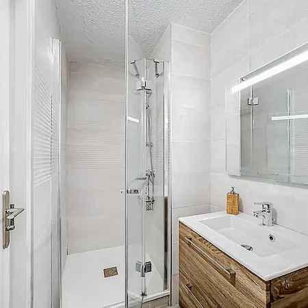 Climatise 4pers Motte Ponant, Vue Exceptionnelle Lac, Double Terrasse, Parking, Base Nautique, Golf & A Pied, Draps & Serviettes Fournis - 2eme Etage Sans Ascenceur Apartman *