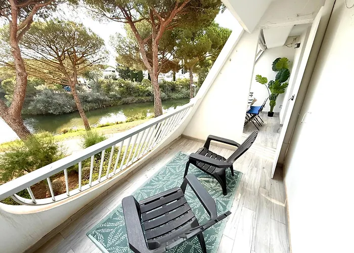 4pers Motte Ponant, Vue Exceptionnelle Lac, Double Terrasse, Parking, Base Nautique, Golf & A Pied, Draps & Serviettes Fournis - 2eme Etage Sans Ascenceur *